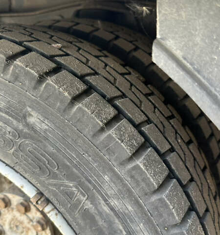 Білий Мерседес Варіо, об'ємом двигуна 4.25 л та пробігом 265 тис. км за 22000 $, фото 10 на Automoto.ua