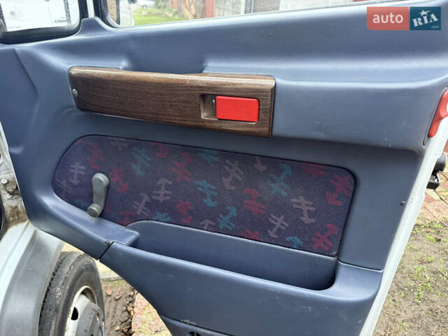 Белый Мерседес Варио, объемом двигателя 4.25 л и пробегом 582 тыс. км за 11500 $, фото 22 на Automoto.ua