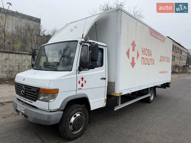 Белый Мерседес Варио, объемом двигателя 4.25 л и пробегом 582 тыс. км за 11500 $, фото 7 на Automoto.ua