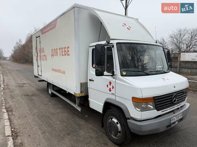 Белый Мерседес Варио, объемом двигателя 4.25 л и пробегом 582 тыс. км за 11500 $, фото 4 на Automoto.ua