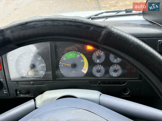 Белый Мерседес Варио, объемом двигателя 4.25 л и пробегом 582 тыс. км за 11500 $, фото 27 на Automoto.ua