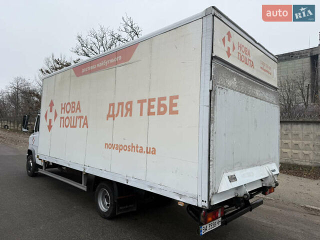 Белый Мерседес Варио, объемом двигателя 4.25 л и пробегом 582 тыс. км за 11500 $, фото 6 на Automoto.ua