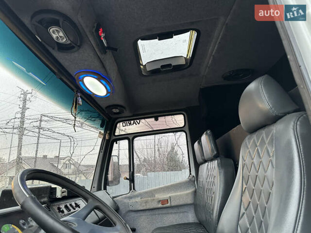 Белый Мерседес Варио, объемом двигателя 4.25 л и пробегом 663 тыс. км за 9350 $, фото 25 на Automoto.ua