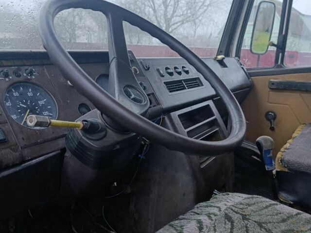 Белый Мерседес Варио, объемом двигателя 4.2 л и пробегом 3 тыс. км за 2400 $, фото 4 на Automoto.ua