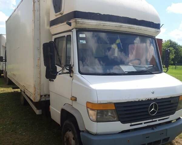 Белый Мерседес Варио, объемом двигателя 4.3 л и пробегом 480 тыс. км за 8500 $, фото 2 на Automoto.ua