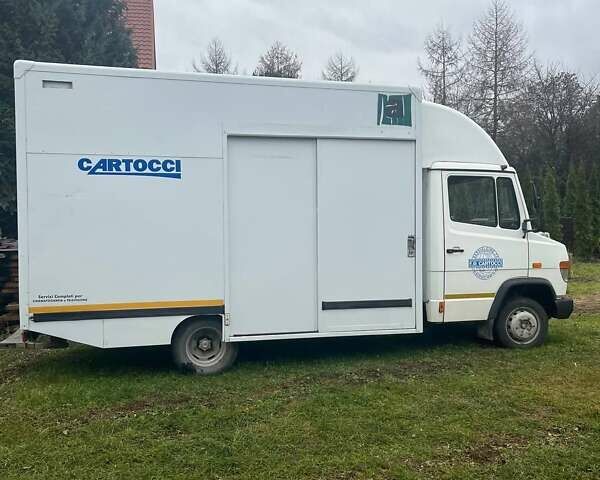Белый Мерседес Варио, объемом двигателя 2.87 л и пробегом 300 тыс. км за 7200 $, фото 4 на Automoto.ua