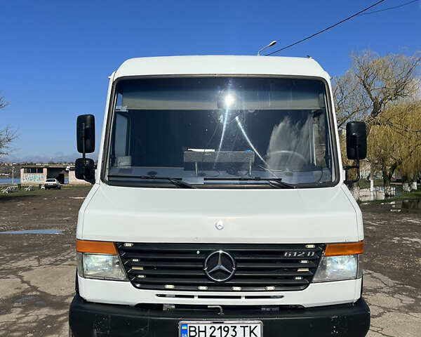 Білий Мерседес Варіо, об'ємом двигуна 2.87 л та пробігом 561 тис. км за 8000 $, фото 2 на Automoto.ua