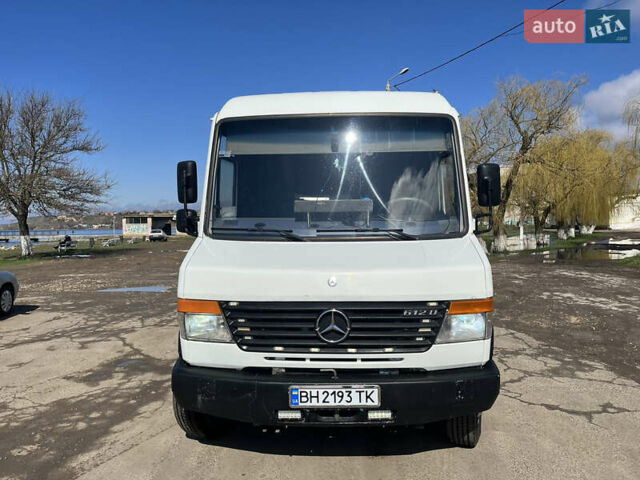 Білий Мерседес Варіо, об'ємом двигуна 2.87 л та пробігом 561 тис. км за 9500 $, фото 4 на Automoto.ua