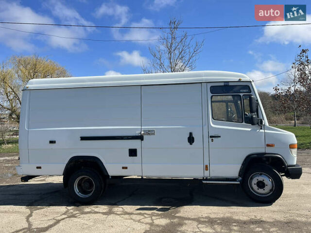 Білий Мерседес Варіо, об'ємом двигуна 2.87 л та пробігом 561 тис. км за 8000 $, фото 3 на Automoto.ua
