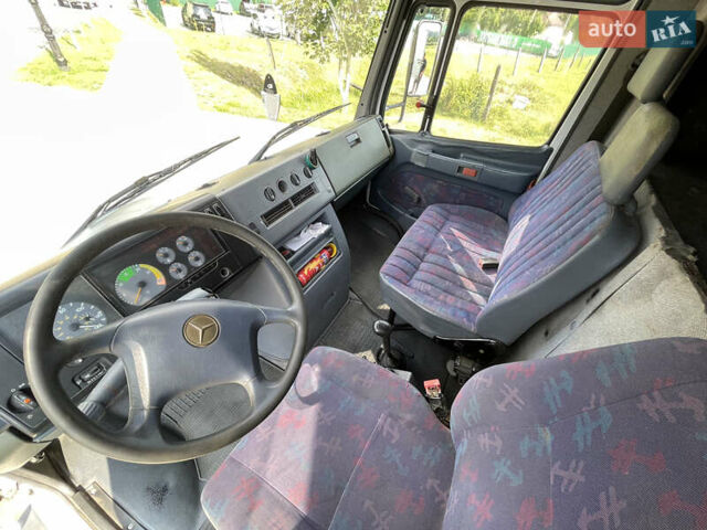 Мерседес Варио 2004 в Сваляве на Automoto.ua Белый Мерседес Варио, объемом двигателя 4.3 л и пробегом 470 тыс. км за 14700 $, фото 14 на Automoto.ua