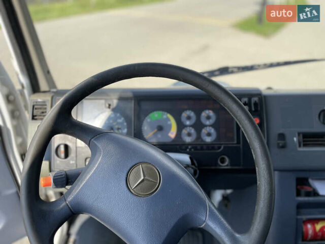 Мерседес Варио 2004 в Сваляве на Automoto.ua Белый Мерседес Варио, объемом двигателя 4.3 л и пробегом 470 тыс. км за 14700 $, фото 15 на Automoto.ua