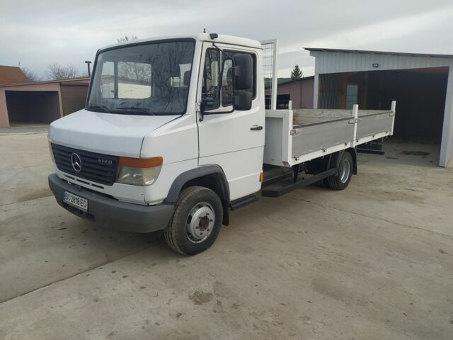 Білий Мерседес Варіо, об'ємом двигуна 4.2 л та пробігом 87 тис. км за 10700 $, фото 4 на Automoto.ua