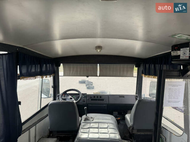 Білий Мерседес Варіо, об'ємом двигуна 3.97 л та пробігом 600 тис. км за 9300 $, фото 24 на Automoto.ua