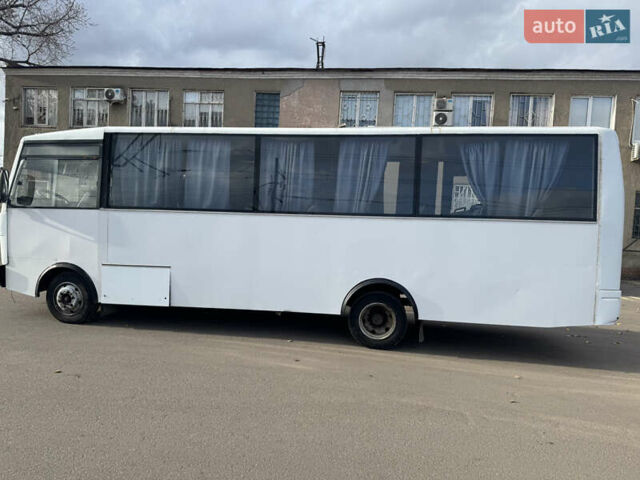 Білий Мерседес Варіо, об'ємом двигуна 3.97 л та пробігом 600 тис. км за 9300 $, фото 21 на Automoto.ua