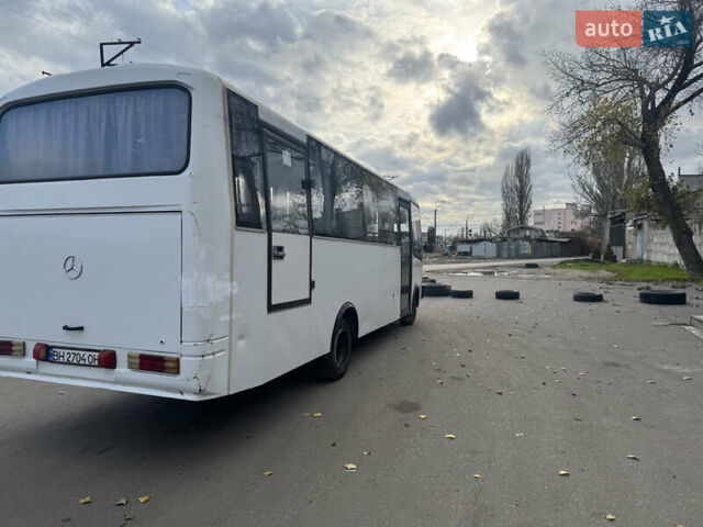 Білий Мерседес Варіо, об'ємом двигуна 3.97 л та пробігом 600 тис. км за 9300 $, фото 17 на Automoto.ua