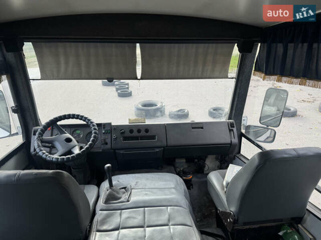 Білий Мерседес Варіо, об'ємом двигуна 3.97 л та пробігом 600 тис. км за 9300 $, фото 3 на Automoto.ua