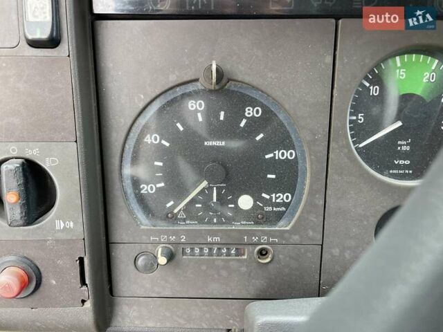 Белый Мерседес Варио, объемом двигателя 4 л и пробегом 855 тыс. км за 4999 $, фото 6 на Automoto.ua