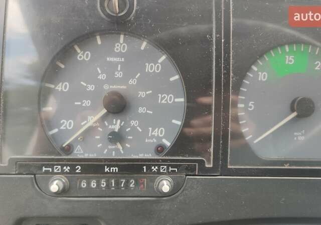 Білий Мерседес Варіо, об'ємом двигуна 4.25 л та пробігом 665 тис. км за 7500 $, фото 4 на Automoto.ua