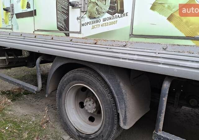 Білий Мерседес Варіо, об'ємом двигуна 4.25 л та пробігом 500 тис. км за 10500 $, фото 13 на Automoto.ua