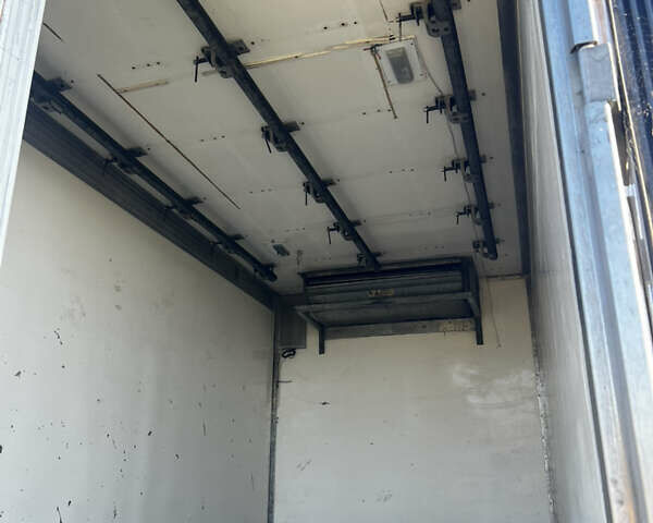 Белый Мерседес Варио, объемом двигателя 4.25 л и пробегом 633 тыс. км за 10500 $, фото 11 на Automoto.ua