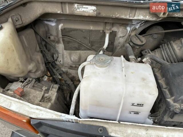 Білий Мерседес Варіо, об'ємом двигуна 4.25 л та пробігом 600 тис. км за 10500 $, фото 16 на Automoto.ua