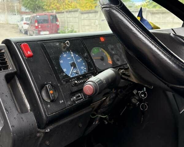 Білий Мерседес Варіо, об'ємом двигуна 4.25 л та пробігом 600 тис. км за 10500 $, фото 7 на Automoto.ua