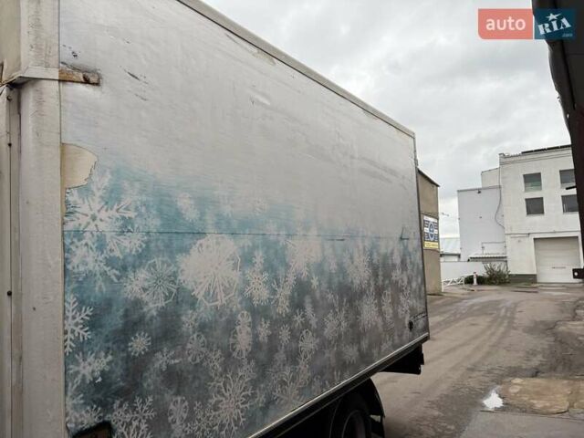 Білий Мерседес Варіо, об'ємом двигуна 4.25 л та пробігом 600 тис. км за 10500 $, фото 4 на Automoto.ua