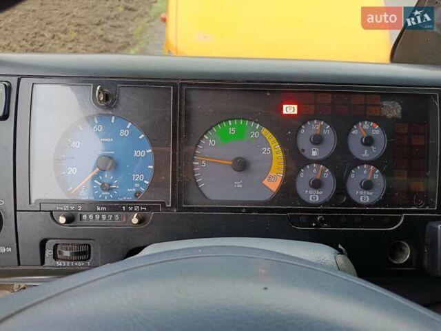 Белый Мерседес Варио, объемом двигателя 4.25 л и пробегом 670 тыс. км за 18000 $, фото 6 на Automoto.ua