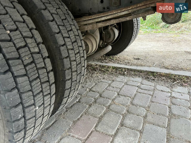 Белый Мерседес Варио, объемом двигателя 4.25 л и пробегом 464 тыс. км за 18000 $, фото 28 на Automoto.ua