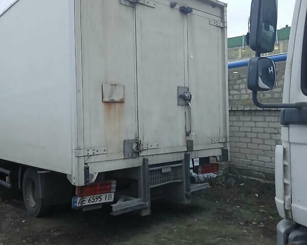 Белый Мерседес Варио, объемом двигателя 4.25 л и пробегом 568 тыс. км за 21500 $, фото 11 на Automoto.ua