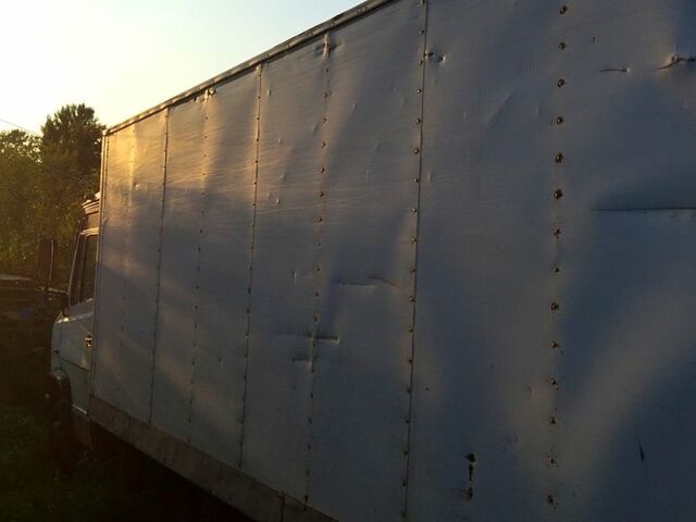 Белый Мерседес Варио, объемом двигателя 2.9 л и пробегом 0 тыс. км за 5700 $, фото 2 на Automoto.ua