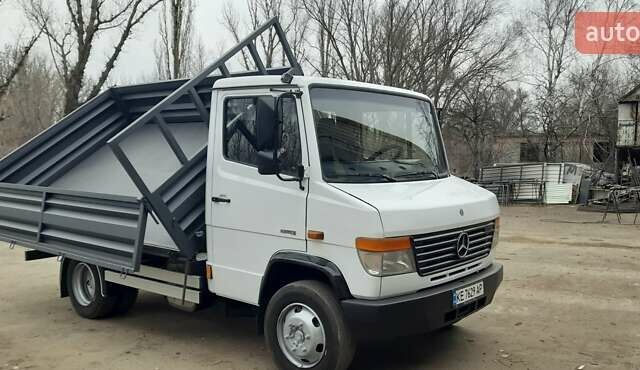 Белый Мерседес Варио, объемом двигателя 4.25 л и пробегом 400 тыс. км за 23000 $, фото 19 на Automoto.ua