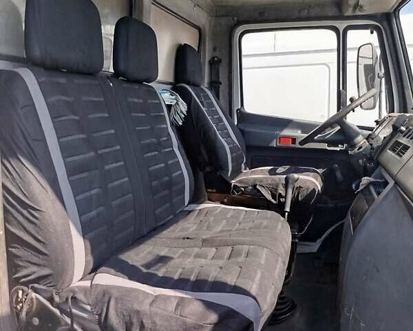 Белый Мерседес Варио, объемом двигателя 2.9 л и пробегом 573 тыс. км за 10500 $, фото 15 на Automoto.ua