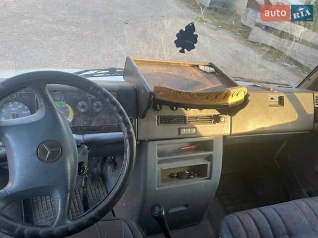 Мерседес Варіо 1999 у Коростышеве на Automoto.ua Білий Мерседес Варіо, об'ємом двигуна 4.25 л та пробігом 139 тис. км за 10500 $, фото 5 на Automoto.ua