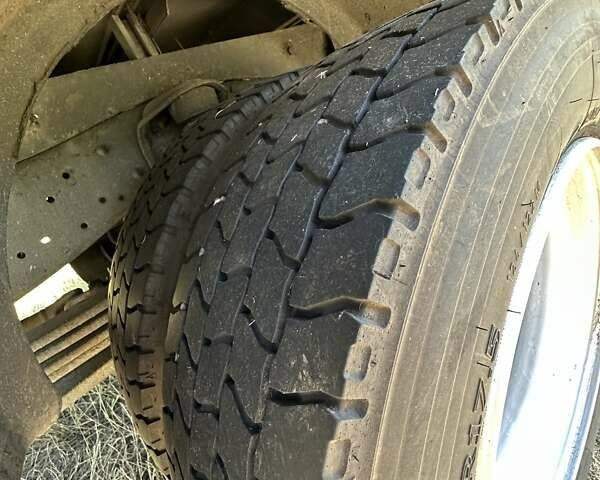 Белый Мерседес Варио, объемом двигателя 4.25 л и пробегом 373 тыс. км за 16000 $, фото 6 на Automoto.ua