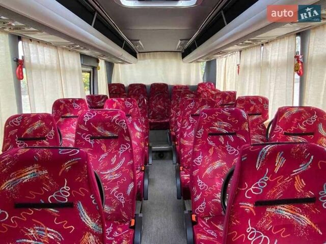 Белый Мерседес Варио, объемом двигателя 4.25 л и пробегом 420 тыс. км за 50000 $, фото 4 на Automoto.ua