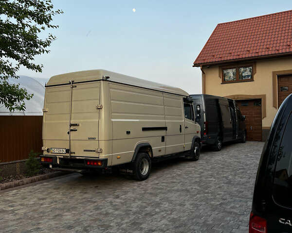 Бежевый Мерседес Варио, объемом двигателя 4.6 л и пробегом 440 тыс. км за 15500 $, фото 9 на Automoto.ua