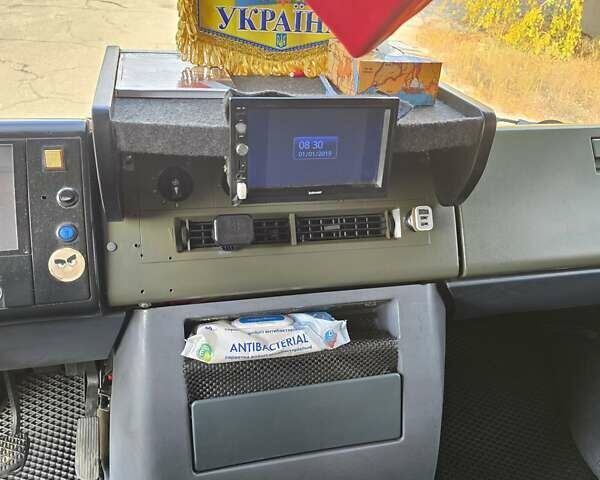 Красный Мерседес Варио, объемом двигателя 2.87 л и пробегом 612 тыс. км за 9400 $, фото 17 на Automoto.ua