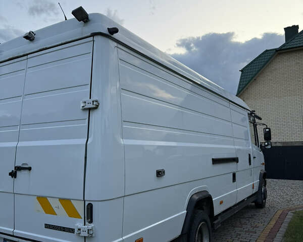 Мерседес Варио, объемом двигателя 4.2 л и пробегом 111 тыс. км за 24500 $, фото 15 на Automoto.ua