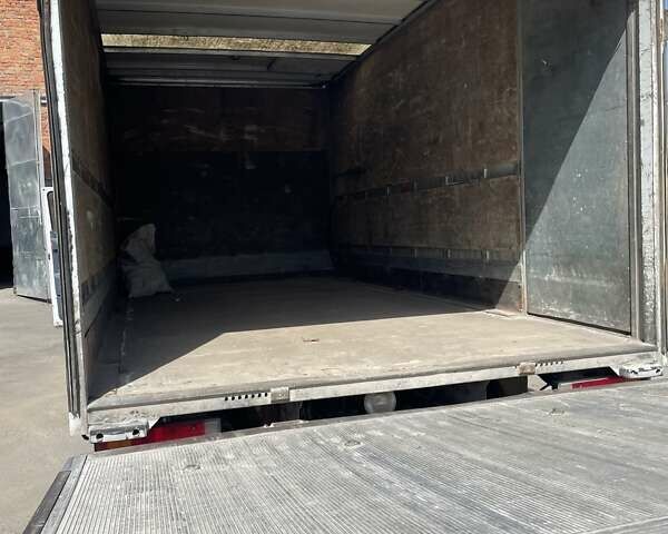 Мерседес Варіо, об'ємом двигуна 0 л та пробігом 800 тис. км за 10000 $, фото 12 на Automoto.ua