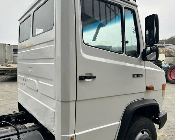 Мерседес Варио, объемом двигателя 4.3 л и пробегом 600 тыс. км за 8900 $, фото 3 на Automoto.ua