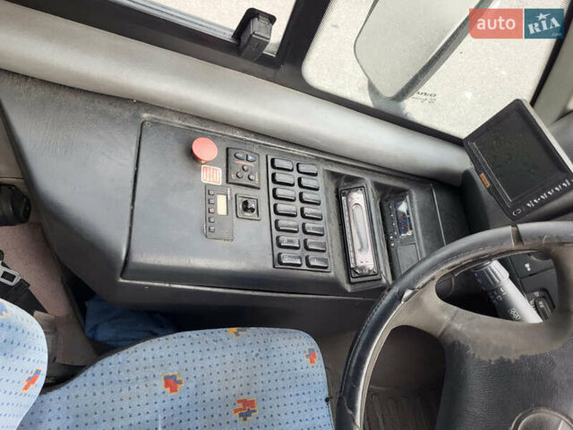 Мерседес Варио, объемом двигателя 4.2 л и пробегом 525 тыс. км за 33394 $, фото 20 на Automoto.ua