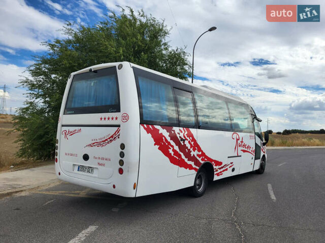 Мерседес Варио, объемом двигателя 4.2 л и пробегом 525 тыс. км за 33394 $, фото 12 на Automoto.ua