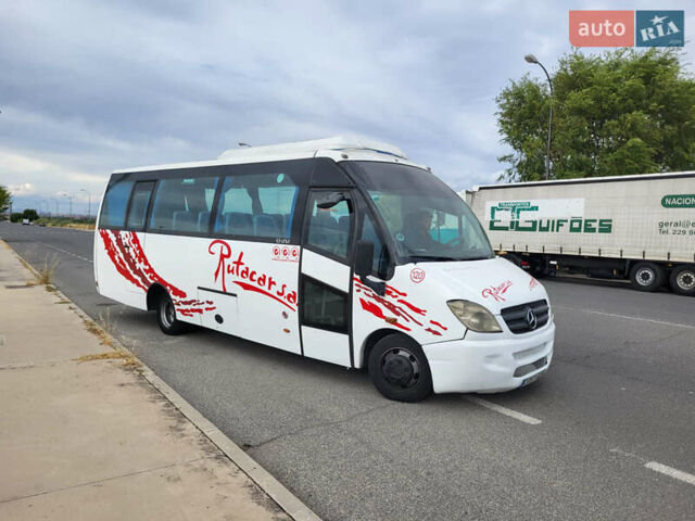 Мерседес Варио, объемом двигателя 4.2 л и пробегом 525 тыс. км за 33394 $, фото 3 на Automoto.ua