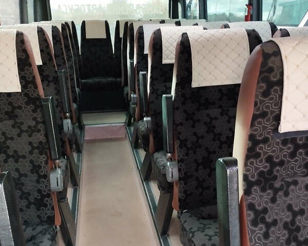 Мерседес Варіо, об'ємом двигуна 4.3 л та пробігом 1 тис. км за 18700 $, фото 33 на Automoto.ua