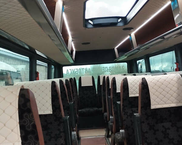 Мерседес Варіо, об'ємом двигуна 4.3 л та пробігом 1 тис. км за 18700 $, фото 25 на Automoto.ua