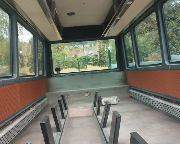 Мерседес Варіо, об'ємом двигуна 4.3 л та пробігом 1 тис. км за 18700 $, фото 59 на Automoto.ua