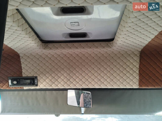 Мерседес Варіо, об'ємом двигуна 4.3 л та пробігом 1 тис. км за 18700 $, фото 16 на Automoto.ua