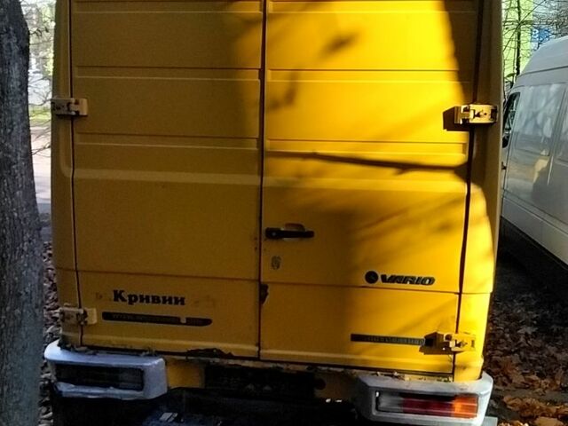 Жовтий Мерседес Варіо, об'ємом двигуна 2.9 л та пробігом 0 тис. км за 4680 $, фото 1 на Automoto.ua