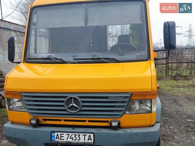 Желтый Мерседес Варио, объемом двигателя 2.87 л и пробегом 500 тыс. км за 13800 $, фото 4 на Automoto.ua
